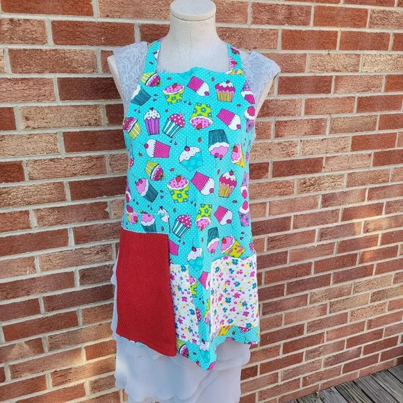 Handcrafted Full Apron with Towel Colorful Cupcake Theme - Picture 1 of 1